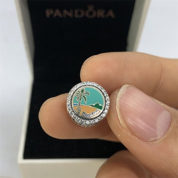 ✨🔥Pandora St. Maarten the Friendly Island Exclusive Charm - Picture 1 of 6